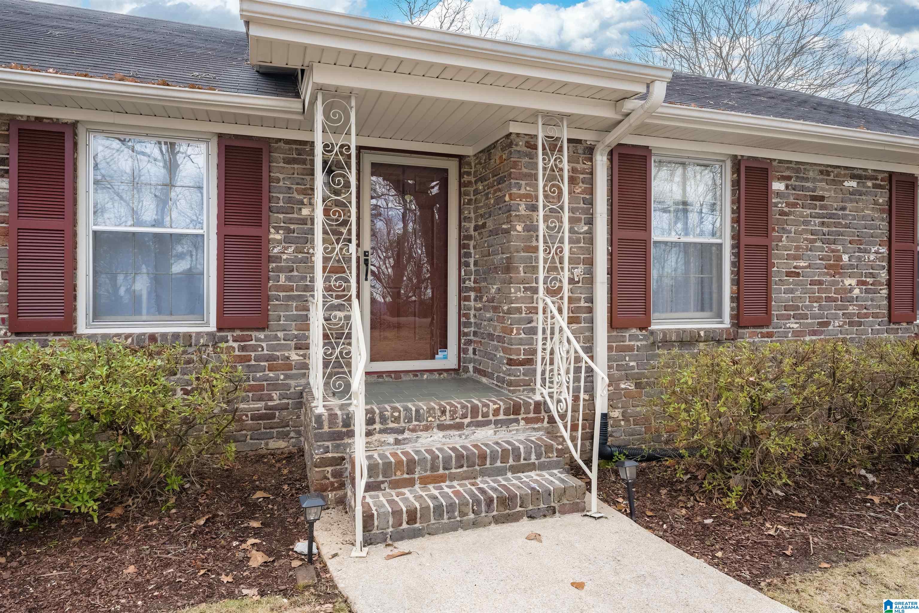 951 Shades Crest Road Birmingham, AL 35226 - Photo 4 of 28