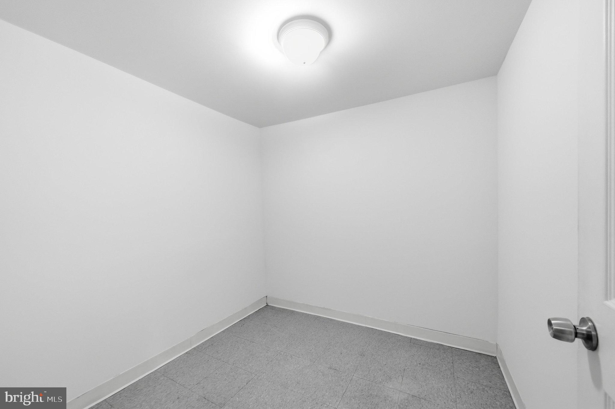 11931 Centerhill Street Silver Spring, MD 20902 - Photo 33 of 45 Bonus room with endless possibilities