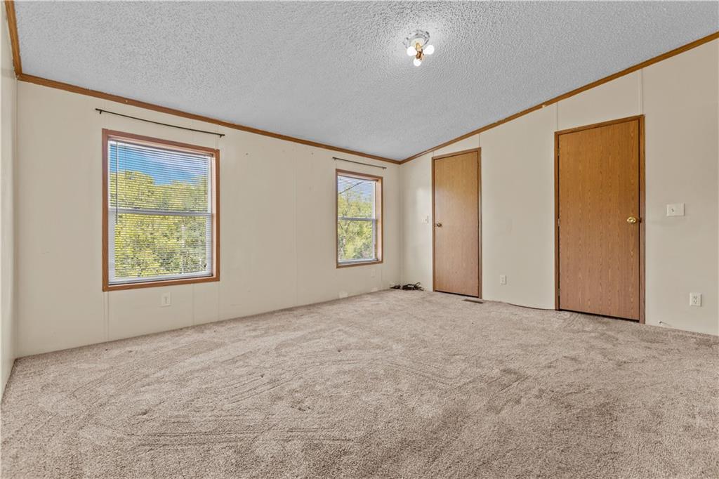 610 Pleasant Valley Road Washington, PA 15301 - Photo 25 of 27 an empty room with windows