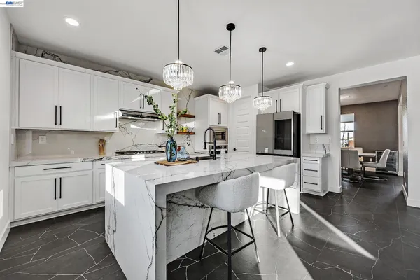 $1,095,000 | 259 Eagle Nest Drive, Oakley, CA 94561