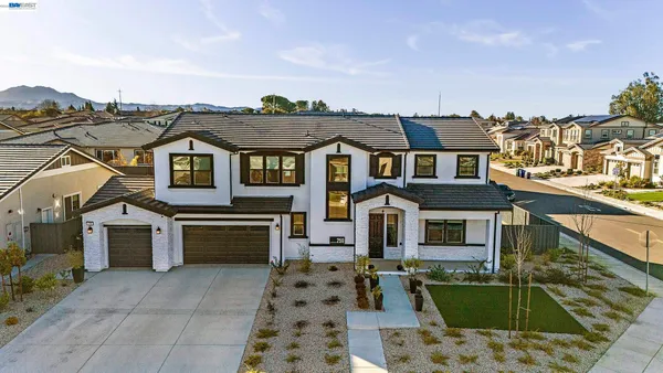 $1,095,000 | 259 Eagle Nest Drive, Oakley, CA 94561