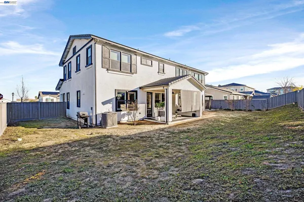 $1,095,000 | 259 Eagle Nest Drive, Oakley, CA 94561