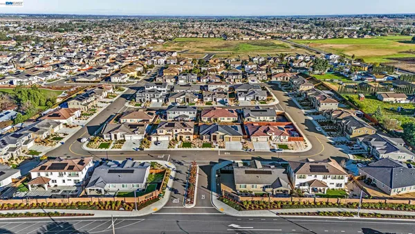 $1,095,000 | 259 Eagle Nest Drive, Oakley, CA 94561