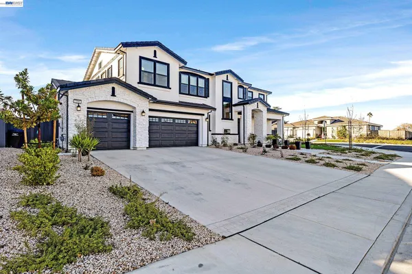 $1,095,000 | 259 Eagle Nest Drive, Oakley, CA 94561