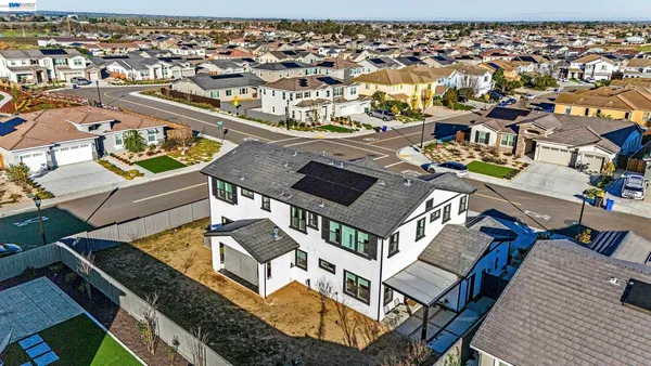 $1,095,000 | 259 Eagle Nest Drive, Oakley, CA 94561
