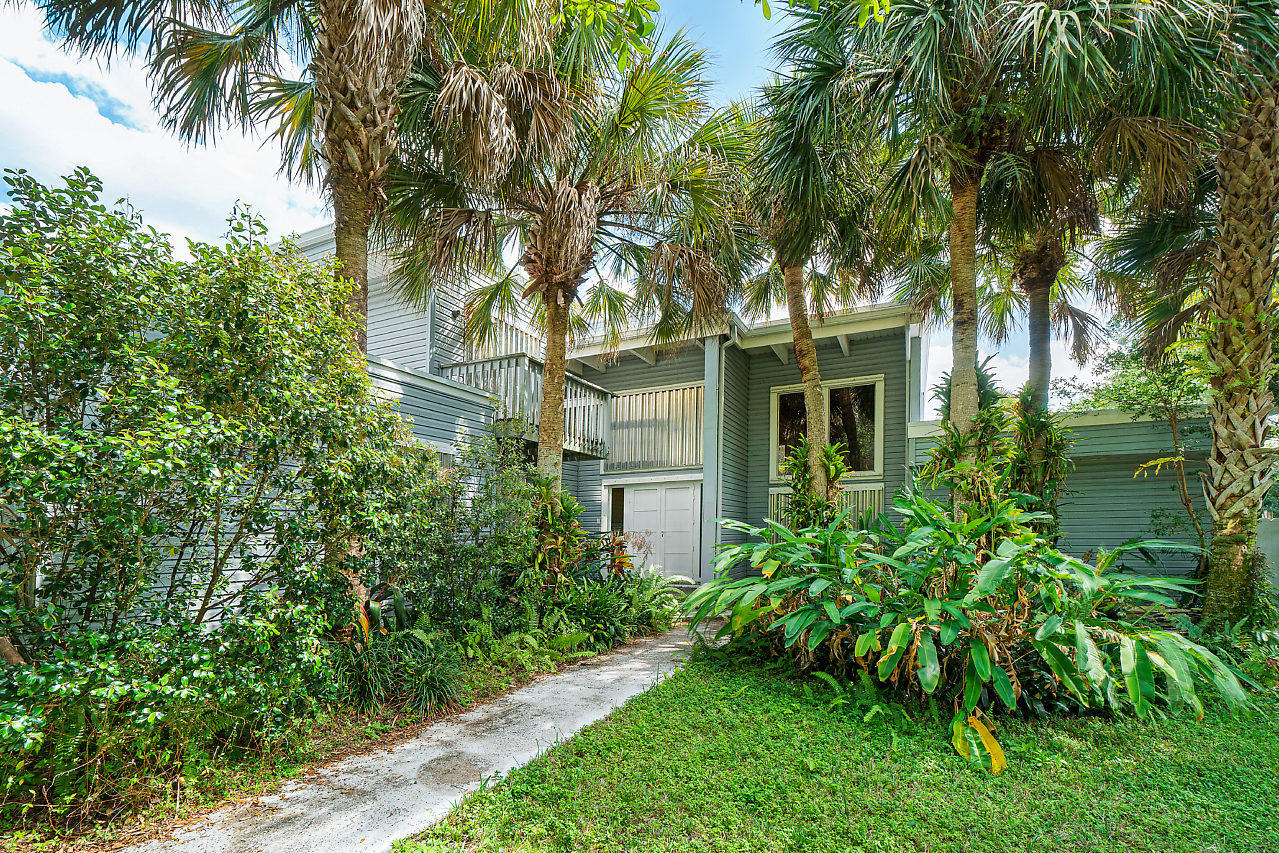 890 Southwest 20th Street Boca Raton, FL 33486 - Photo 3 of 27 002-890SW20thSt-BocaRaton-FL-small