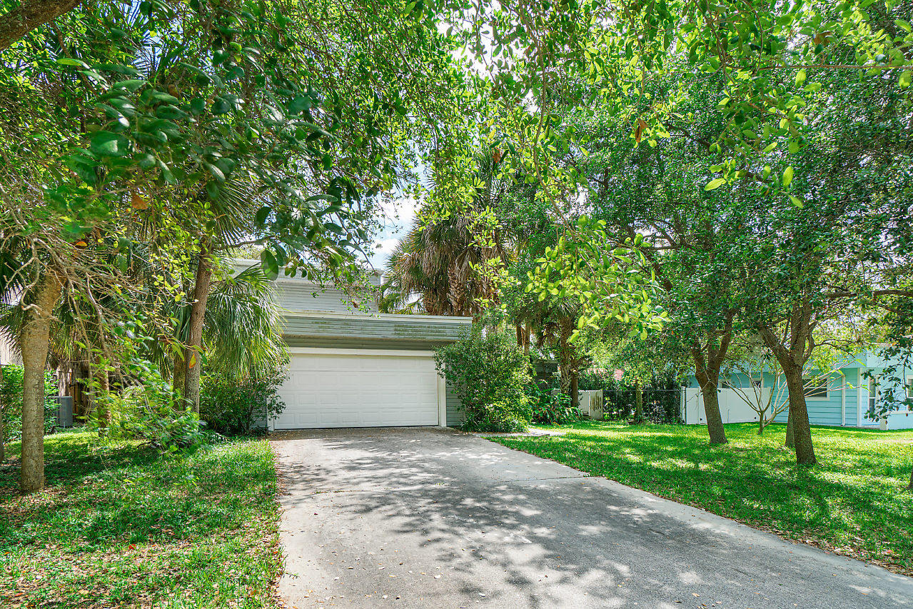 890 Southwest 20th Street Boca Raton, FL 33486 - Photo 4 of 27 003-890SW20thSt-BocaRaton-FL-small