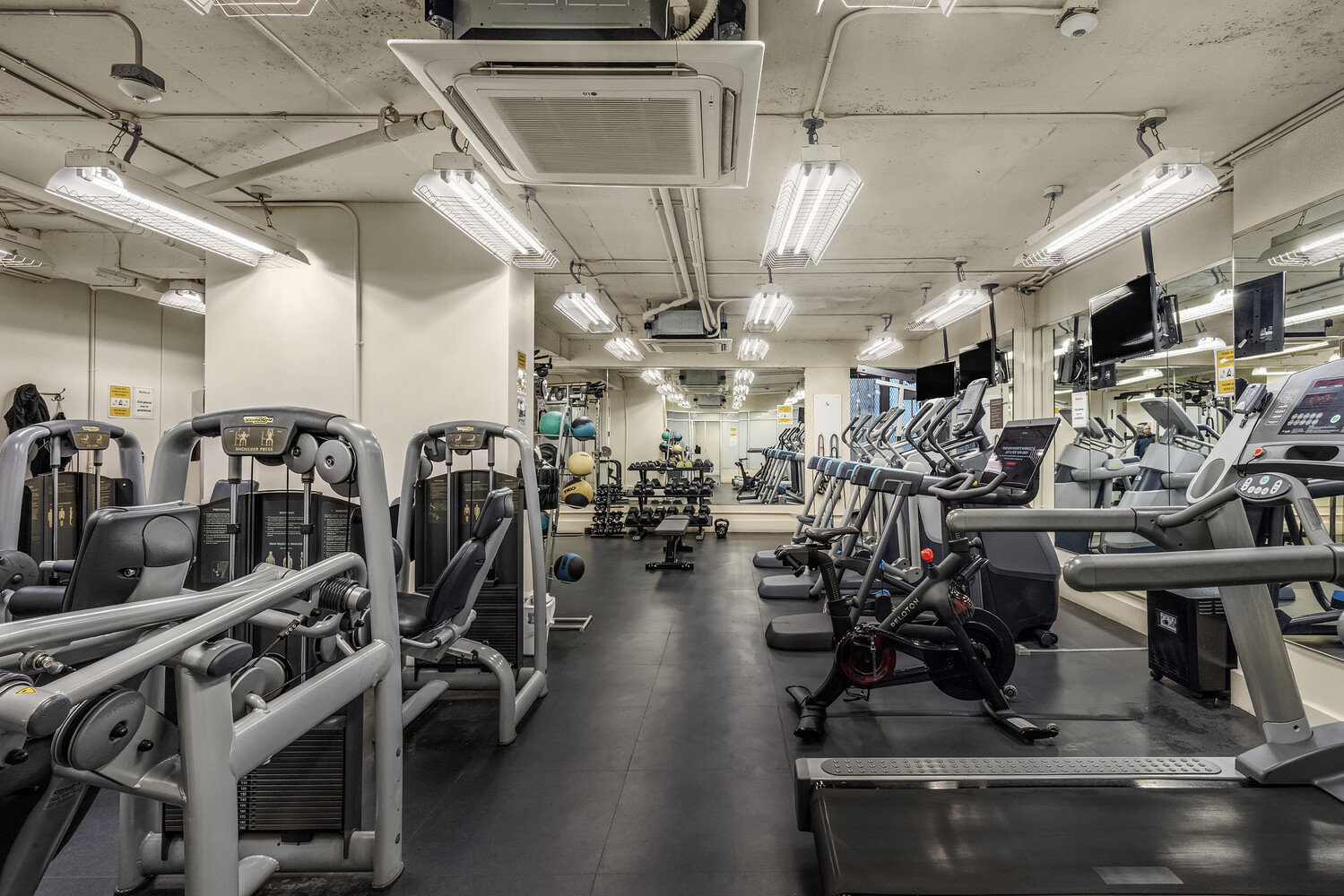 1725 York Avenue, Unit 5E Manhattan, NY 10128 - Photo 12 of 13 a view of a room with gym equipment
