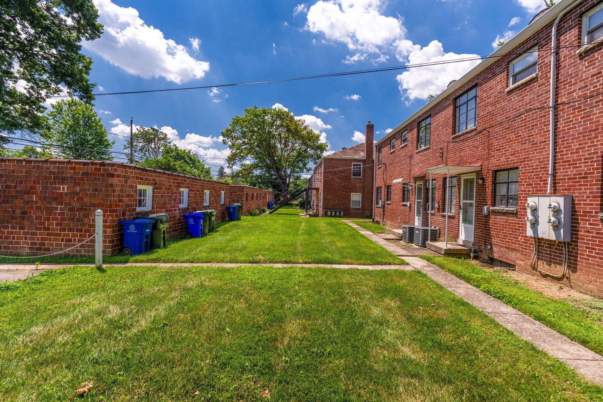 790 Kenwick Road Columbus, OH 43209 - Photo 11 of 22 790-796 Kenwick (Exterior)-9