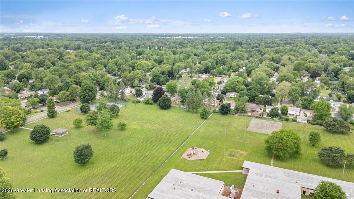 3261 Hepfer Road Lansing, MI 48911 - Photo 4 of 43 04-Media Jett - 03