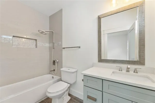 a view of a hallway with closet