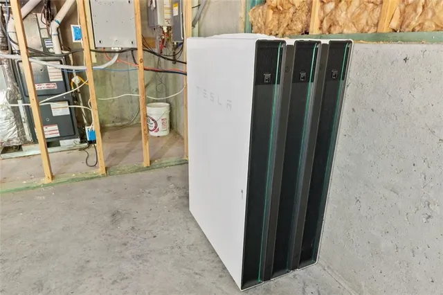 $900,000 | 5989 Kenn Mnr Way, Norcross, GA 30071