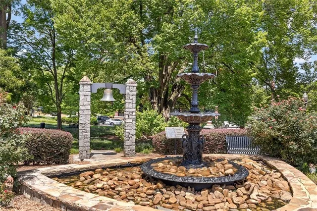 $900,000 | 5989 Kenn Mnr Way, Norcross, GA 30071