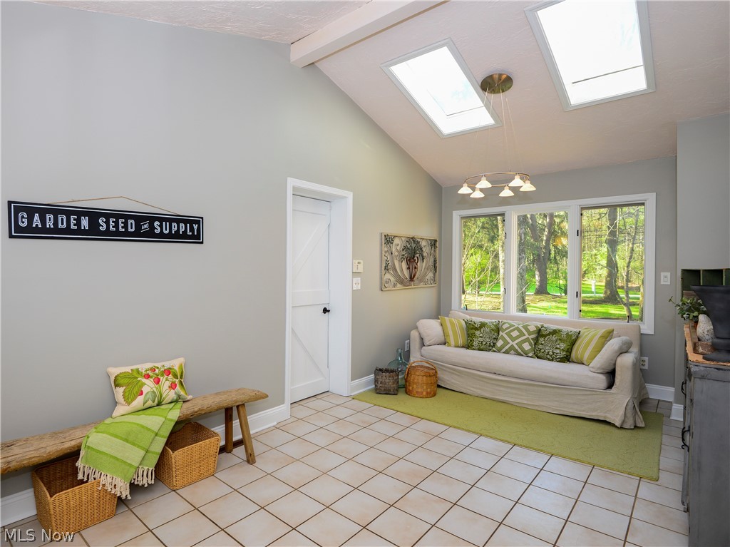 568 Solon Road Chagrin Falls, OH 44022 - Photo 19 of 35 Gallery Image 19