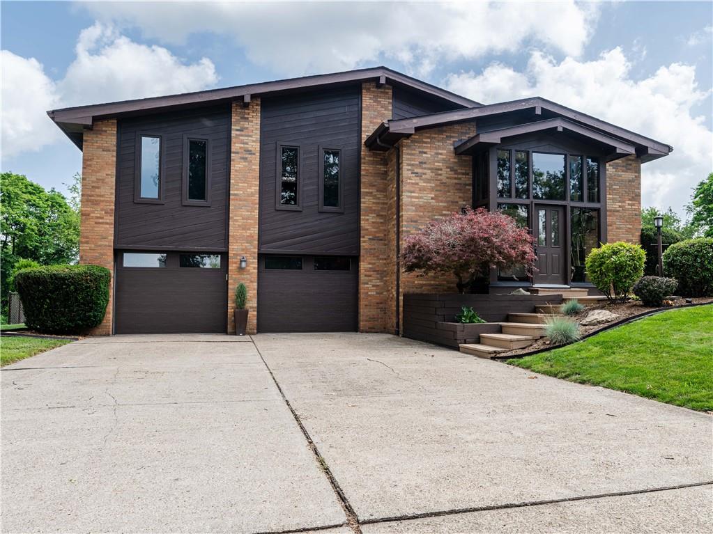 101 Regency Circle Lower Burrell, PA 15068 - Photo 3 of 45