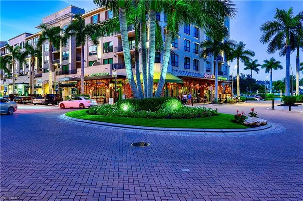 $7,500 | 661 Windsurf Lane, Unit A202, Naples, FL 34108