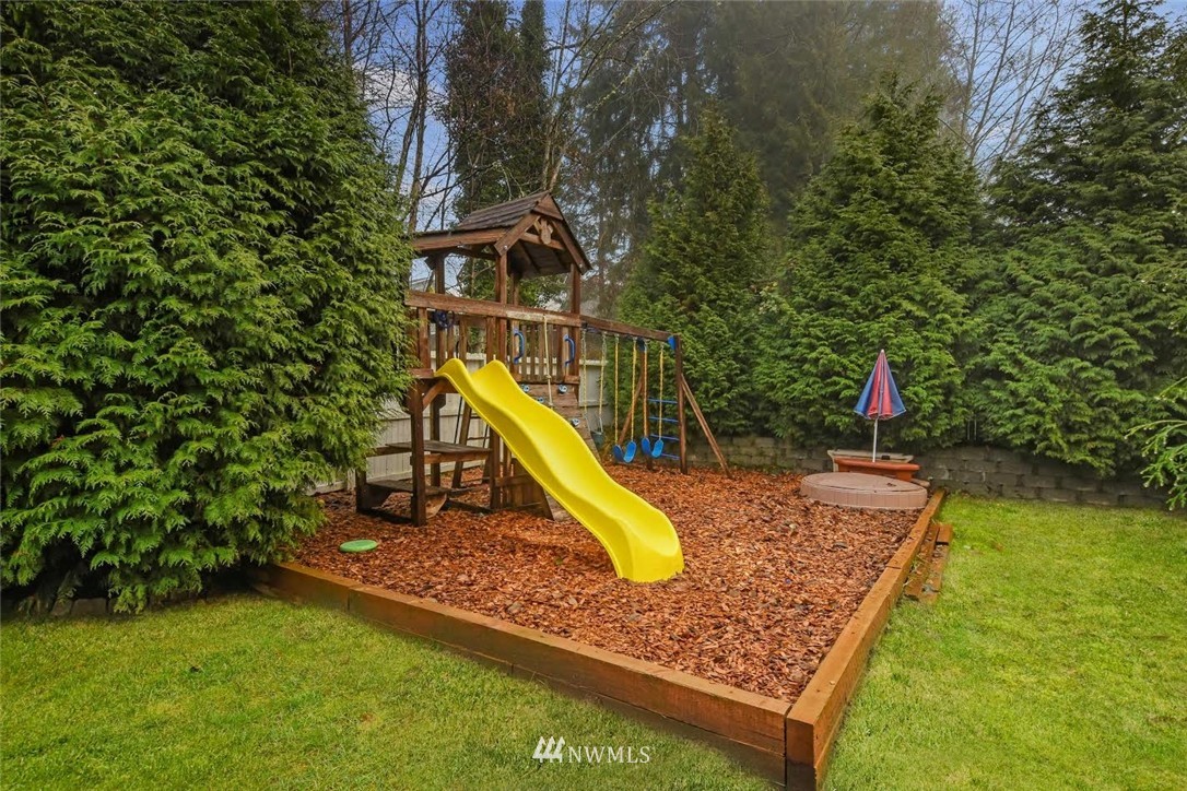 1725 170th Place Southeast, Unit A Bothell, WA 98012 - Photo 18 of 19