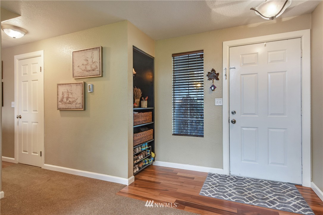 1725 170th Place Southeast, Unit A Bothell, WA 98012 - Photo 3 of 19