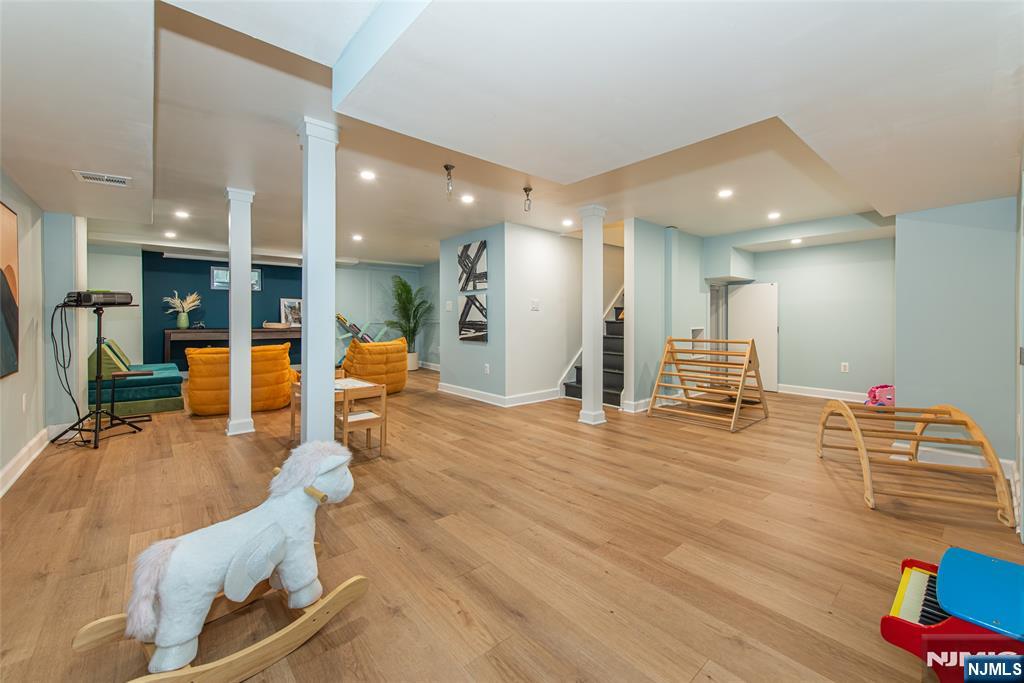 331 Grove Street Montclair, NJ 07042 - Photo 29 of 50 Gallery Image 29