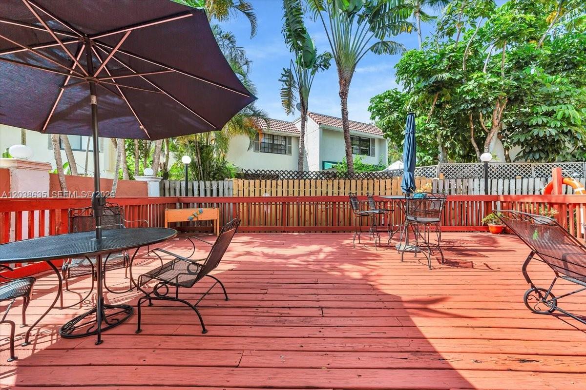 1405 Miami Road, Unit 7 Fort Lauderdale, FL 33316 - Photo 27 of 33