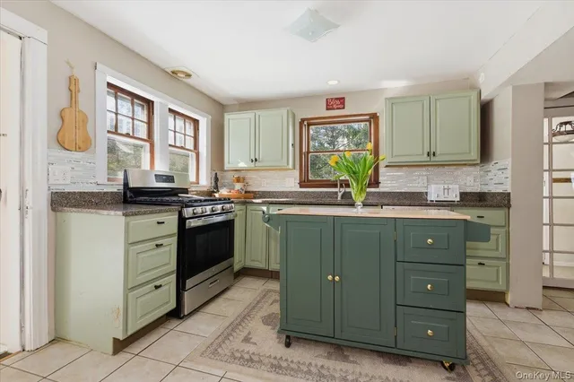 $599,000 | 41 Plum Brook Road, Katonah, NY 10536