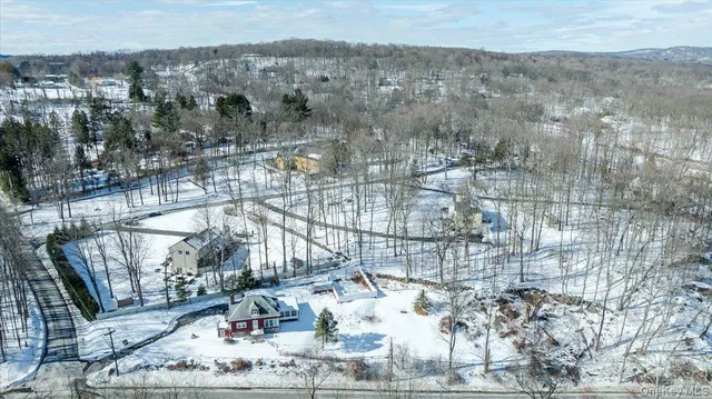 $599,000 | 41 Plum Brook Road, Katonah, NY 10536