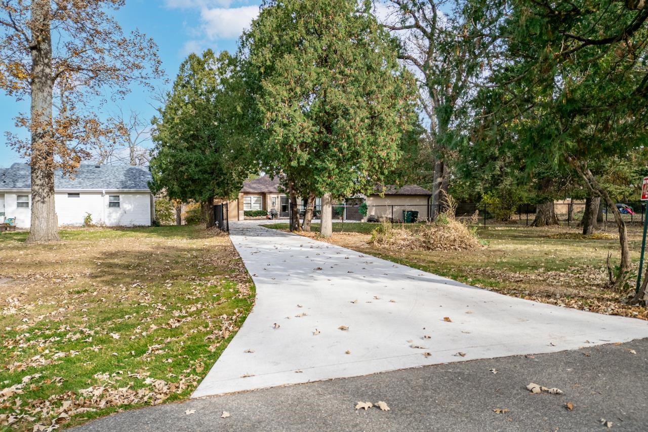 4215 Oaklane Road Rockford, IL 61109 - Photo 25 of 32