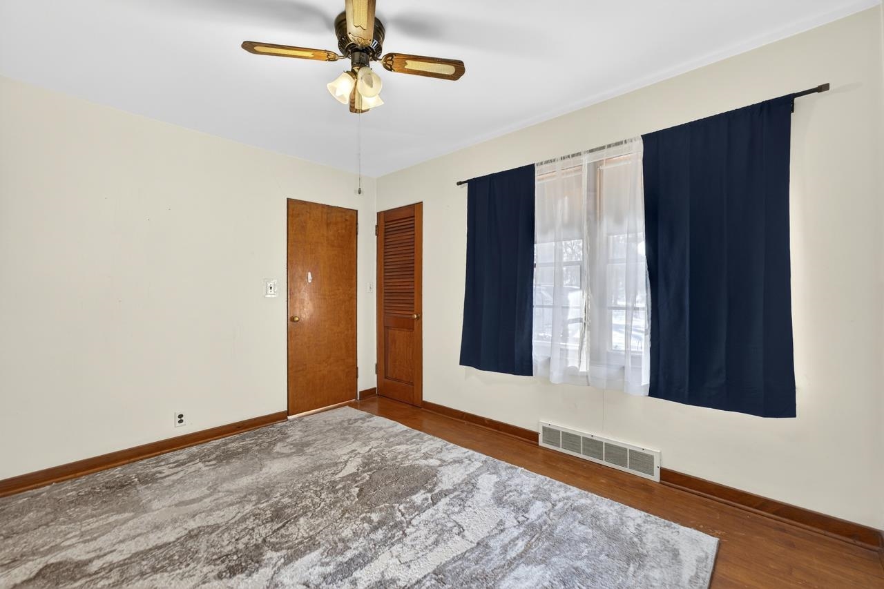 4215 Oaklane Road Rockford, IL 61109 - Photo 6 of 32