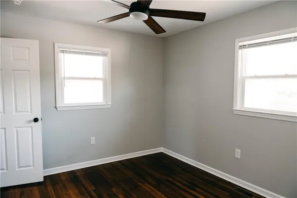 $324,999 | 19 South Central Avenue Southeast, Lindale, GA 30147