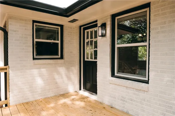 $324,999 | 19 South Central Avenue Southeast, Lindale, GA 30147