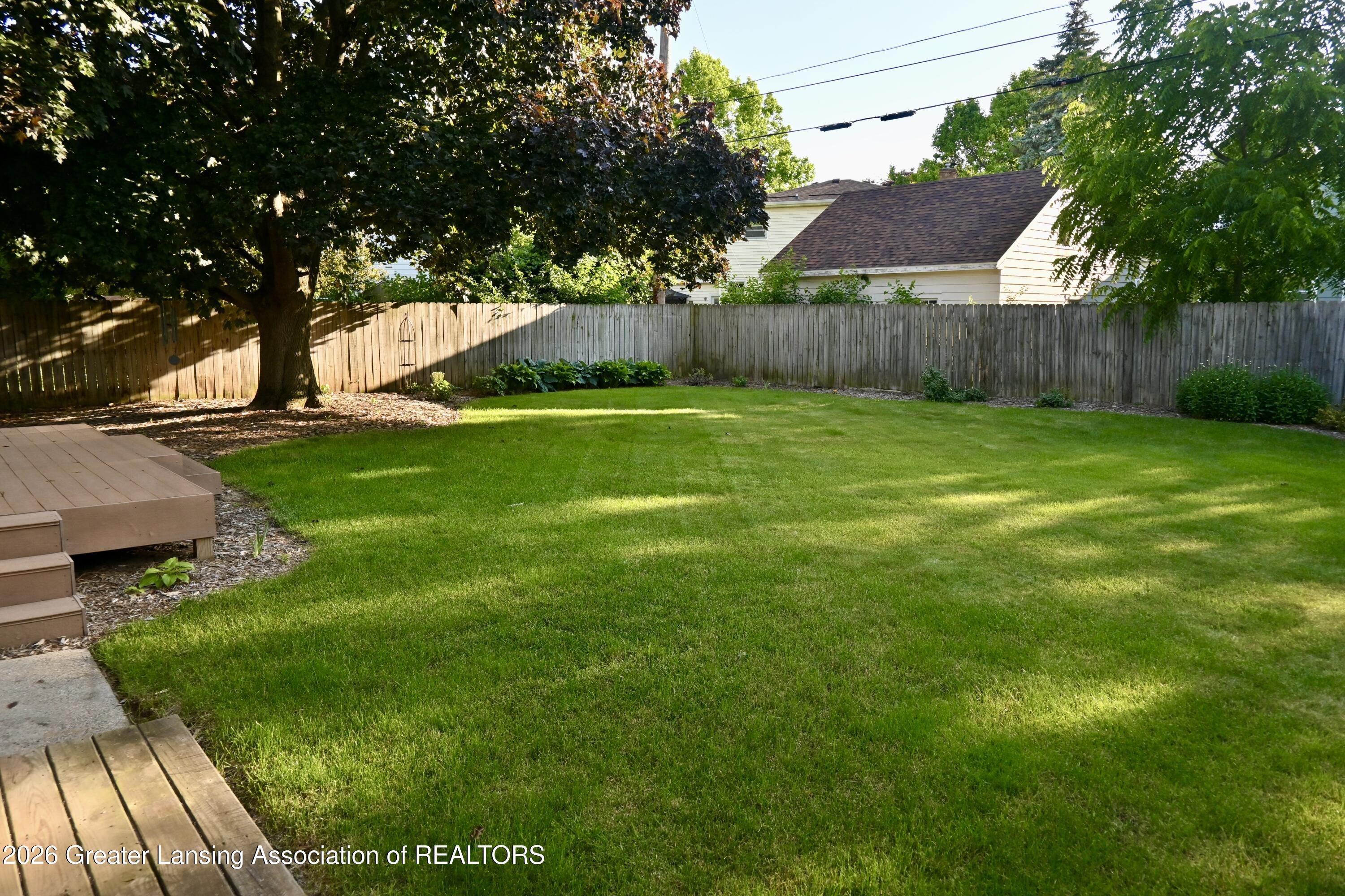 2510 Chatham Road Lansing, MI 48910 - Photo 4 of 24 999ED29A-1DA0-4FC1-A9A0-1F4BE4175D61_1_2