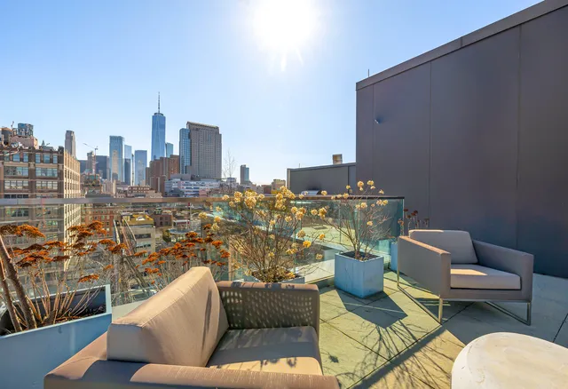 $5,795,000 | 15 Renwick Street, Unit TH3 | Hudson Square