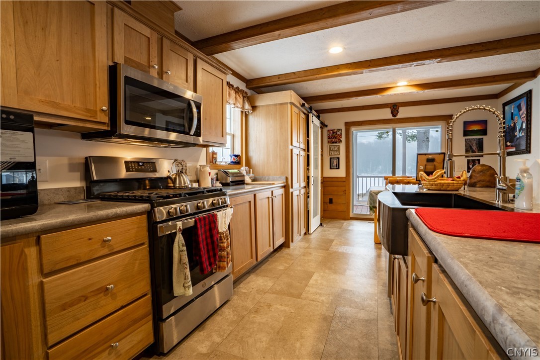 7077 Stearns Road Floyd, NY 13440 - Photo 4 of 41