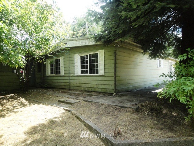 407 Manners Road Rochester, WA 98579 - Photo 3 of 15