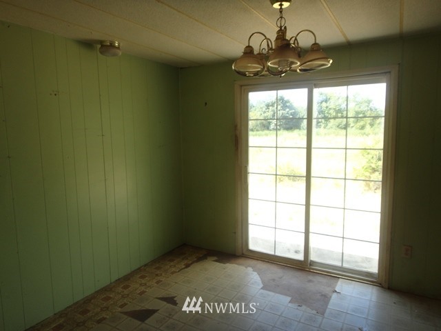 407 Manners Road Rochester, WA 98579 - Photo 6 of 15