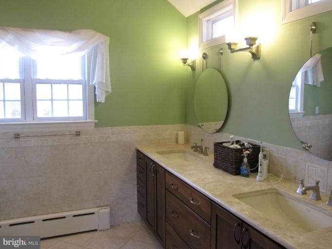 1349 Locust Road Northwest Washington, DC 20012 - Photo 13 of 25 Master Bath