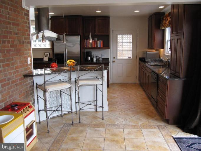 1349 Locust Road Northwest Washington, DC 20012 - Photo 14 of 25 Kitchen/Family Room