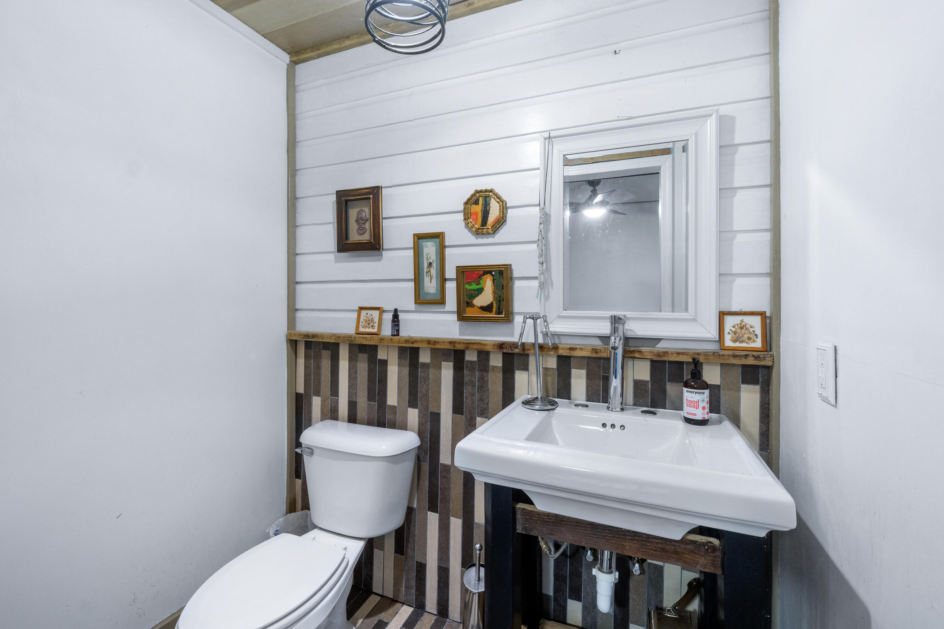 198 Biggs Road Ringgold, GA 30736 - Photo 17 of 48 198 Biggs Rd-30