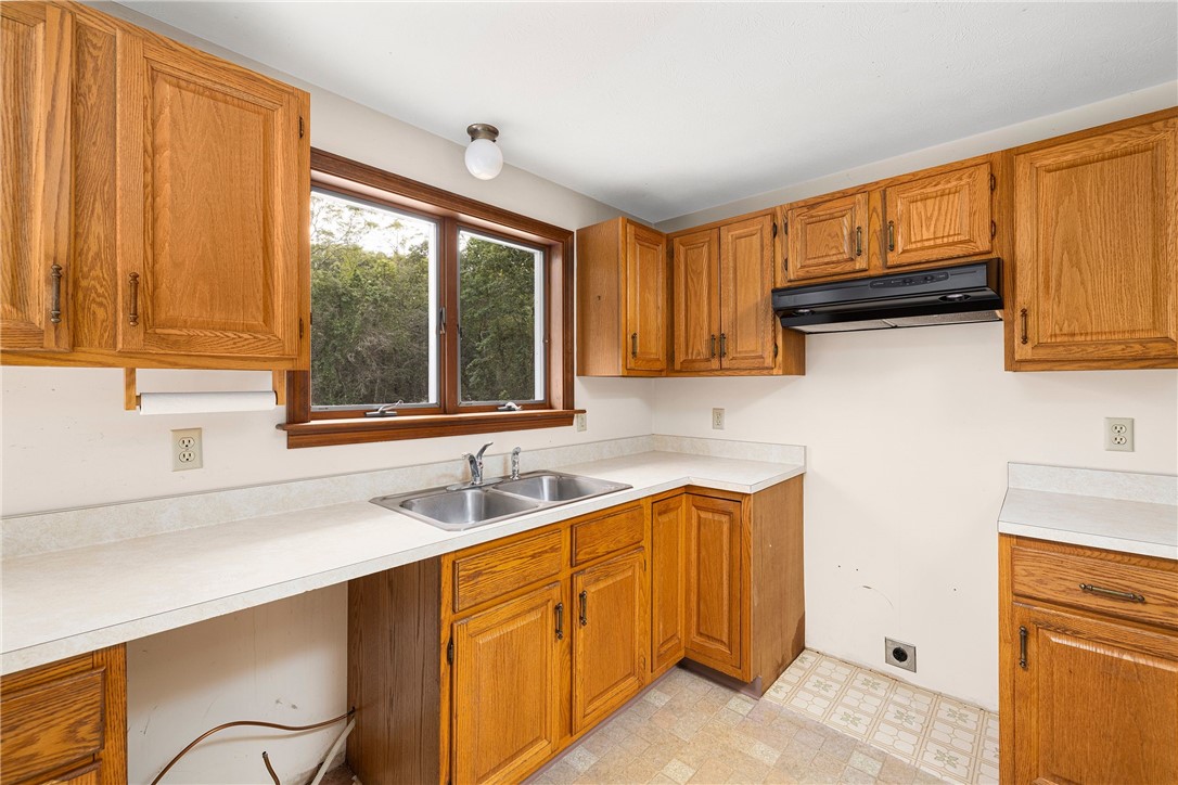 2410 Division Road East Greenwich, RI 02818 - Photo 14 of 42 Gallery Image 14