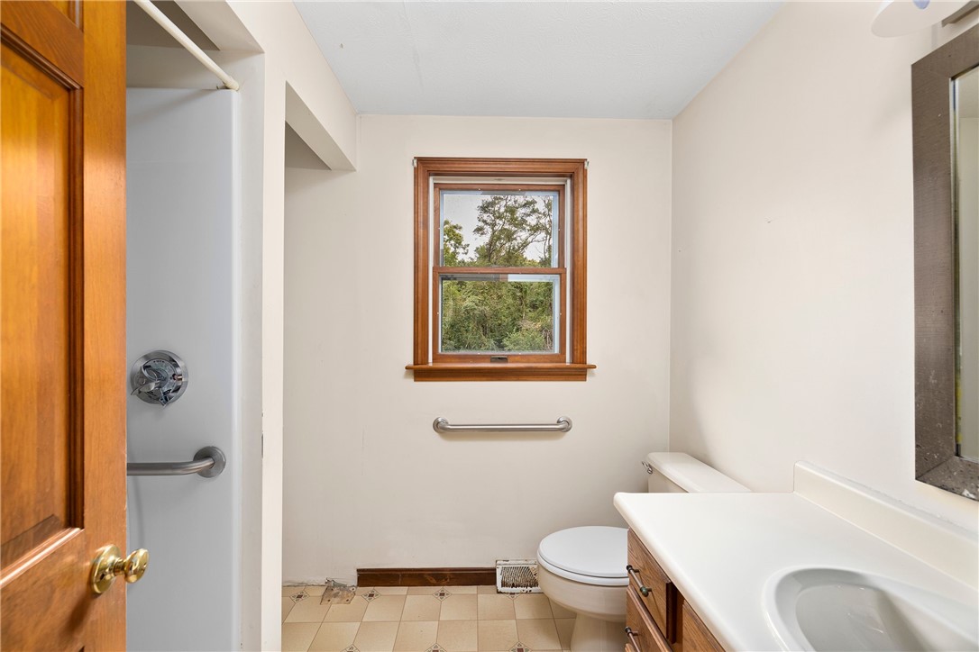 2410 Division Road East Greenwich, RI 02818 - Photo 15 of 42 Gallery Image 15
