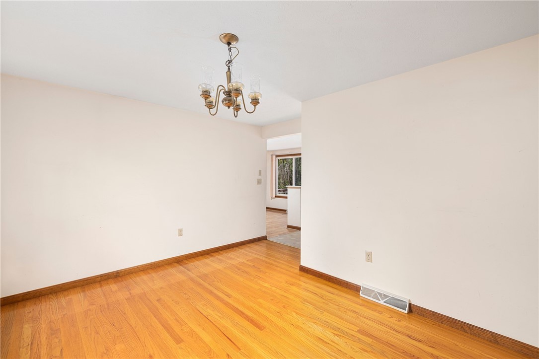 2410 Division Road East Greenwich, RI 02818 - Photo 17 of 42 Gallery Image 17