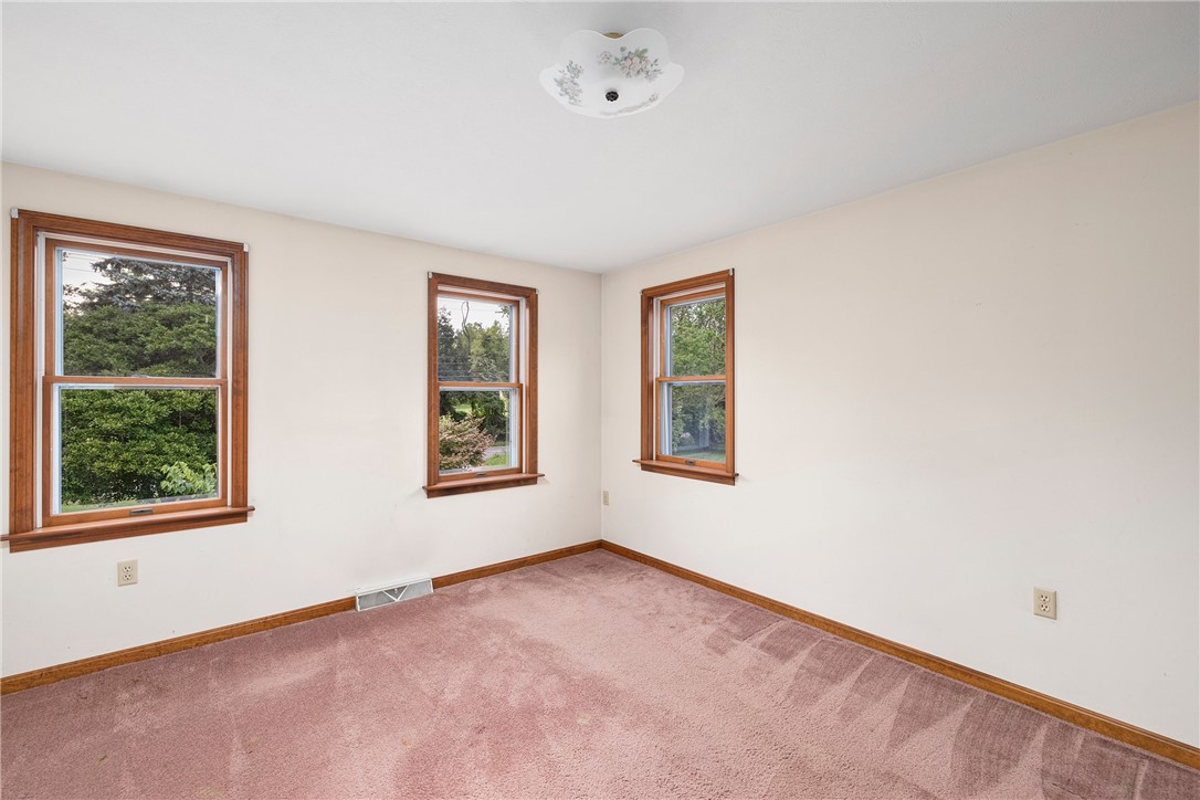 2410 Division Road East Greenwich, RI 02818 - Photo 27 of 42 Gallery Image 27