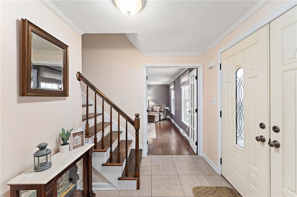 1548 Ingomar Heights Road Pittsburgh, PA 15237 - Photo 3 of 30 Gallery Image 3