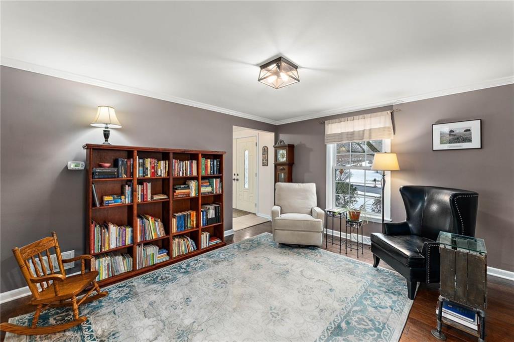 1548 Ingomar Heights Road Pittsburgh, PA 15237 - Photo 5 of 30 Gallery Image 5