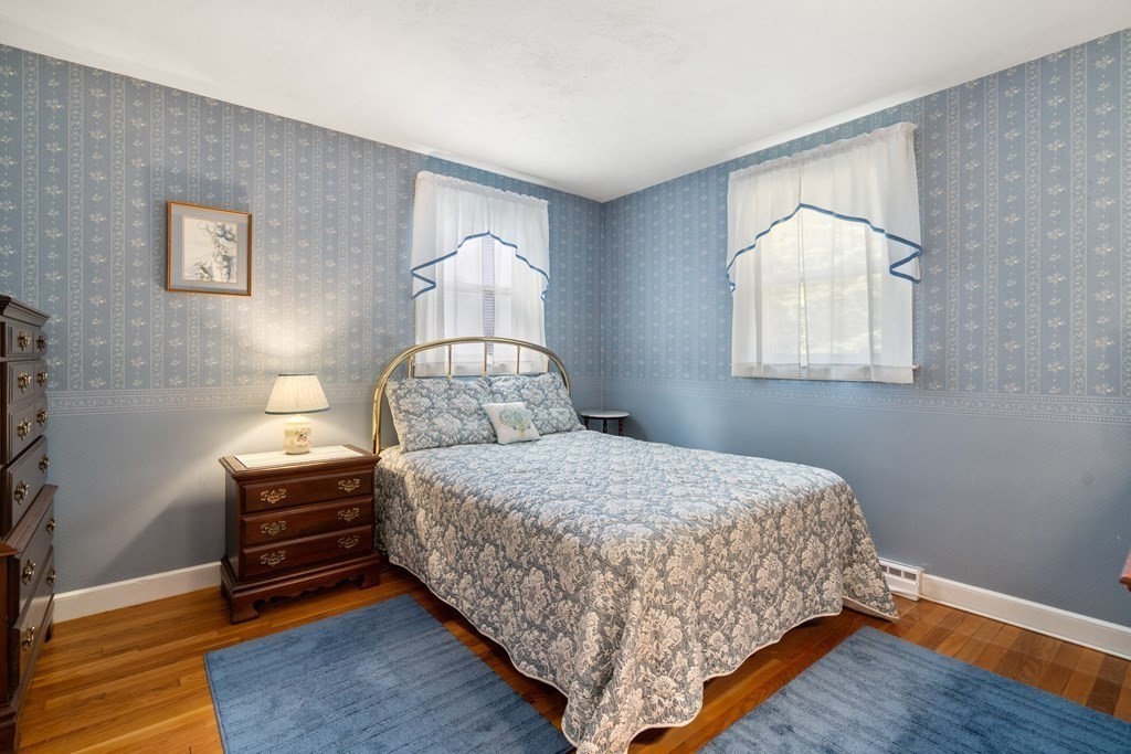 76 Lexington Street Burlington, MA 01803 - Photo 17 of 29