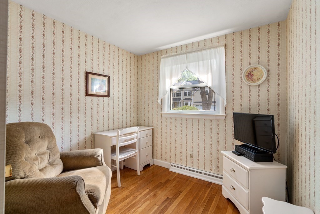 76 Lexington Street Burlington, MA 01803 - Photo 19 of 29