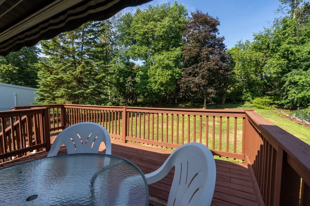 76 Lexington Street Burlington, MA 01803 - Photo 25 of 29