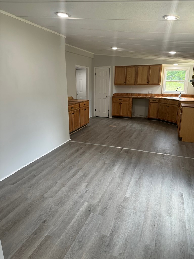 2805 Joy Ranch Road Woodlawn, VA 24381 - Photo 10 of 40 Gallery Image 10