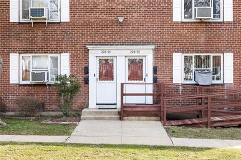 $365,000 | 226-10 Manor Road, Unit UPPR | Bellerose