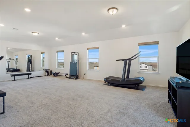 $370,000 | 125 Lucky Texan Road, Jarrell, TX 76537